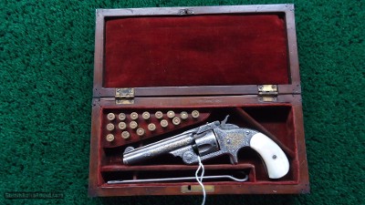 ENGRAVED AND INLAID S&W SINGLE ACTION REVOLVER IN CALIBER 32 IN A KIDDER MARKED CASE - Image 18 of 19