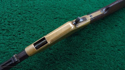 VERY RARE HENRY RIFLE WITH INCREDIBLY SCARCE ROUND TOP CONFIGURATION - Image 4 of 18