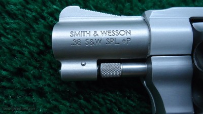 SMITH & WESSON 637 AIRWEIGHT DOUBLE-ACTION REVOLVER CHAMBERED FOR .38 S&W SPL+P - Image 7 of 16