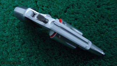 SMITH & WESSON 637 AIRWEIGHT DOUBLE-ACTION REVOLVER CHAMBERED FOR .38 S&W SPL+P - Image 3 of 16