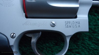 SMITH & WESSON 637 AIRWEIGHT DOUBLE-ACTION REVOLVER CHAMBERED FOR .38 S&W SPL+P - Image 6 of 16