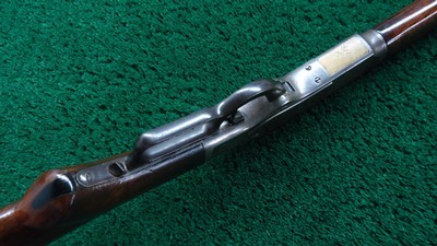 WINCHESTER MODEL 1873 SPECIAL ORDER RIFLE IN 32 WCF WITH 28 INCH BARREL - Image 3 of 24