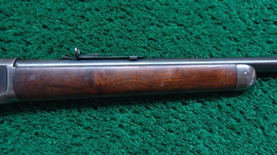 PRE-WAR WINCHESTER MODEL 1894 LEVER ACTION RIFLE IN 32-40 - Image 5 of 22