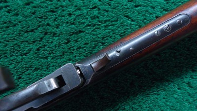 PRE-WAR WINCHESTER MODEL 1894 LEVER ACTION RIFLE IN 32-40 - Image 9 of 22