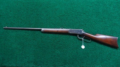 PRE-WAR WINCHESTER MODEL 1894 LEVER ACTION RIFLE IN 32-40 - Image 21 of 22