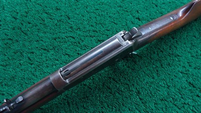 PRE-WAR WINCHESTER MODEL 1894 LEVER ACTION RIFLE IN 32-40 - Image 4 of 22