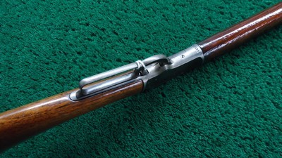MARLIN MODEL 92 LEVER ACTION RIFLE IN .22 RF - Image 3 of 21