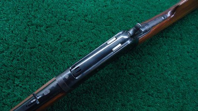 WINCHESTER MODEL 1886 LIGHTWEIGHT TAKE DOWN RIFLE IN CALIBER 33 WCF - Image 4 of 21