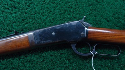 WINCHESTER MODEL 1886 LIGHTWEIGHT TAKE DOWN RIFLE IN CALIBER 33 WCF - Image 2 of 21