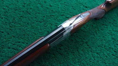 BROWNING CITORI 725 FIELD OVER UNDER 28 GAUGE SHOTGUN - Image 4 of 25