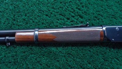 WINCHESTER MODEL 94AE LEGACY ROUND BARREL CHECKERED PISTOL GRIP DELUXE CARBINE CHAMBERED IN .357 MAGNUM - Image 14 of 22