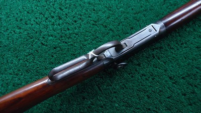 WINCHESTER MODEL 1894 SADDLE RING CARBINE IN 32-40 - Image 3 of 22