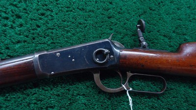 WINCHESTER MODEL 1894 SADDLE RING CARBINE IN 32-40 - Image 2 of 22