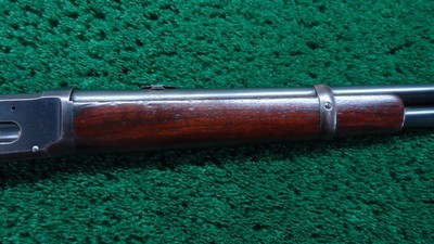 WINCHESTER MODEL 1894 SADDLE RING CARBINE IN 32-40 - Image 5 of 22