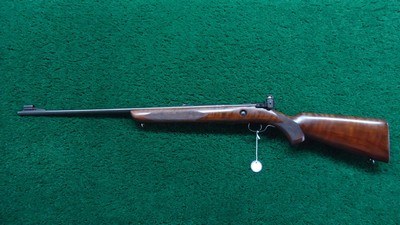 WINCHESTER MODEL 75 SPORTING BOLT ACTION RIFLE CHAMBERED FOR 22 LR - Image 24 of 25