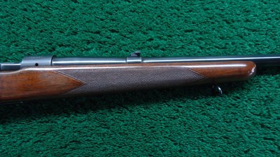 PRE-64 WINCHESTER MODEL 70 BOLT ACTION RIFLE IN 300 H&H MAGNUM - Image 5 of 25