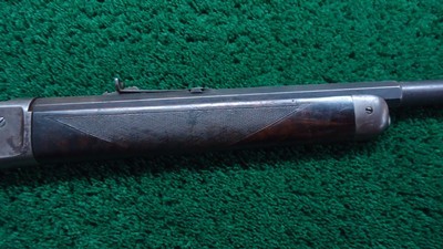 SPECIAL ORDER WINCHESTER 1886 PISTOLGRIP DELUXE RIFLE WITH 30 INCH LIGHTWEIGHT PART OCTAGON BARREL - Image 5 of 25