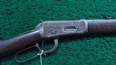 WINCHESTER MODEL 1894 RIFLE IN 32-40