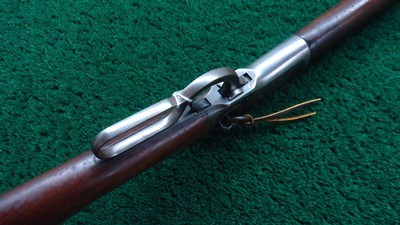 WINCHESTER MODEL 92 SADDLE RING CARBINE IN CALIBER 44 WCF - Image 3 of 25