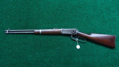 WINCHESTER MODEL 94 SADDLE RING CARBINE IN CALIBER 25-35 WCF - Image 22 of 23