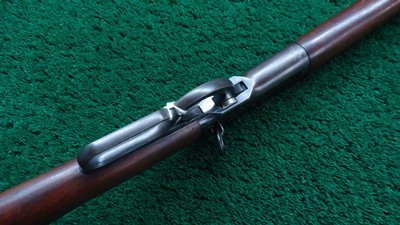 WINCHESTER MODEL 92 SADDLE RING CARBINE IN CALIBER 25-20 WCF - Image 3 of 23