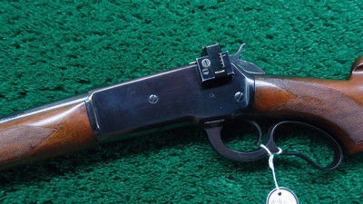 PRE-WAR DELUXE WINCHESTER MODEL 71 RIFLE IN CALIBER 348 - Image 2 of 25