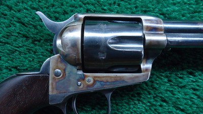 ANTIQUE COLT SINGLE ACTION REVOLVER IN 45 COLT - Image 6 of 18