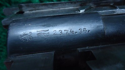 FACTORY ENGRAVED GAME SCENE OVER/UNDER AUSTRIAN 12 GAUGE SHOTGUN - Image 18 of 25