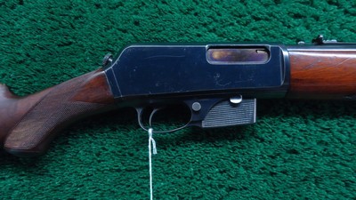 EARLY FIRST YEAR WINCHESTER DELUXE MODEL 1910 S.L. SEMI-AUTO RIFLE IN 401 CAL - Image 1 of 23