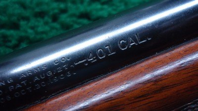 EARLY FIRST YEAR WINCHESTER DELUXE MODEL 1910 S.L. SEMI-AUTO RIFLE IN 401 CAL - Image 6 of 23