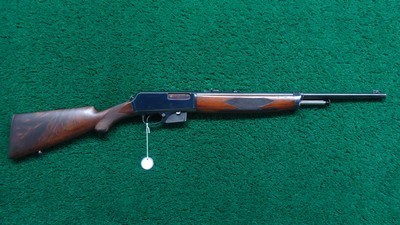 EARLY FIRST YEAR WINCHESTER DELUXE MODEL 1910 S.L. SEMI-AUTO RIFLE IN 401 CAL - Image 23 of 23