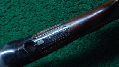 EARLY FIRST YEAR WINCHESTER DELUXE MODEL 1910 S.L. SEMI-AUTO RIFLE IN 401 CAL - Image 8 of 23