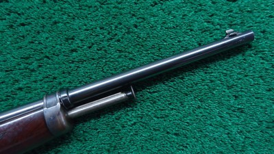 FIRST YEAR WINCHESTER DELUXE MODEL 1910 S.L. SEMI-AUTO RIFLE IN 401 CAL - Image 7 of 24
