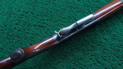 FIRST YEAR WINCHESTER DELUXE MODEL 1905 S.L. SEMI-AUTO RIFLE IN 32 CAL - Image 3 of 25