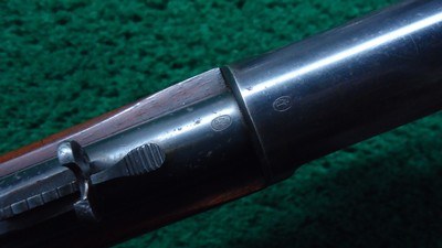 FIRST YEAR WINCHESTER DELUXE MODEL 1905 S.L. SEMI-AUTO RIFLE IN 32 CAL - Image 10 of 25