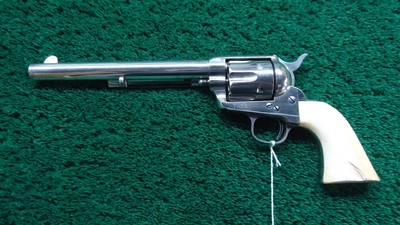 ANTIQUE COLT SINGLE ACTION REVOLVER IN 45 COLT - Image 2 of 16