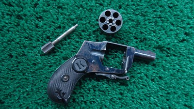 KOLB BABY HAMMERLESS POCKET REVOLVER IN CALIBER 22 SHORT RF - Image 8 of 11