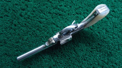 FACTORY ENGRAVED S & W DOUBLE ACTION REVOLVER IN CALIBER 38 - Image 4 of 17
