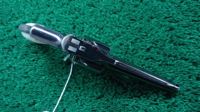SMITH & WESSON SAFETY HAMMERLESS IN CALIBER 38 S & W - Image 3 of 16