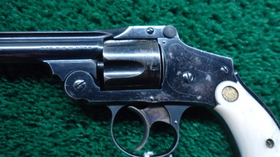 SMITH & WESSON SAFETY HAMMERLESS REVOLVER IN CALIBER 38 S & W WITH BOX - Image 8 of 18