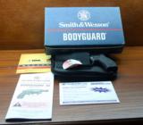 Smith & Wesson model Body Guard Revlr with laser BG38 - 1 of 4