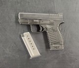 Springfield Armory XDS 9mm Sub Compact pistol with all the Gear - 2 of 6