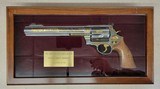 Smith & Wesson 500 America Remembers - only 300 made - Unfired - 1 of 14