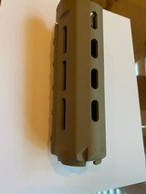 Magpul MOE M-LOK handguard carbine length AR15/M4 - 3 of 4
