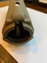 Magpul MOE M-LOK handguard carbine length AR15/M4 - 4 of 4