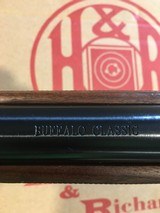 H & R CR-1871 in 45-70
Buffalo Classic near new in box - 9 of 9