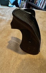 Roper Target Grips for Colt Officers Model 