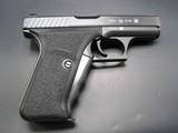 HECKLER & KOCH MODEL P7M8 W/ 2 8 ROUND MAGAZINES MINT IN BOX W/ BROCHURE BRUSH & TAKEDOWN TOOL - 4 of 10