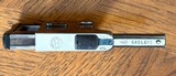 Outstanding French Gaulois palm pistol, 8mm short,
triggerless squeeze pistol - 6 of 12