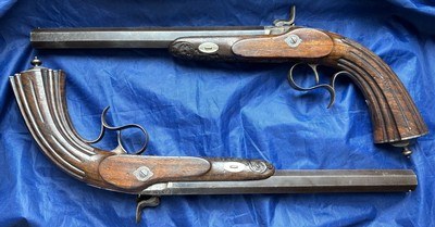 A PAIR OF FINE FRENCH PERCUSSION DUELING OR TARGET PISTOLS - Image 3 of 15
